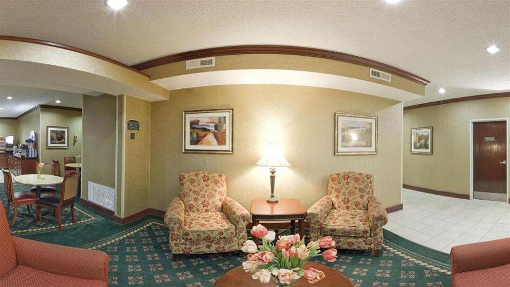 Comfort Inn South Tulsa - Woodland Hills Экстерьер фото