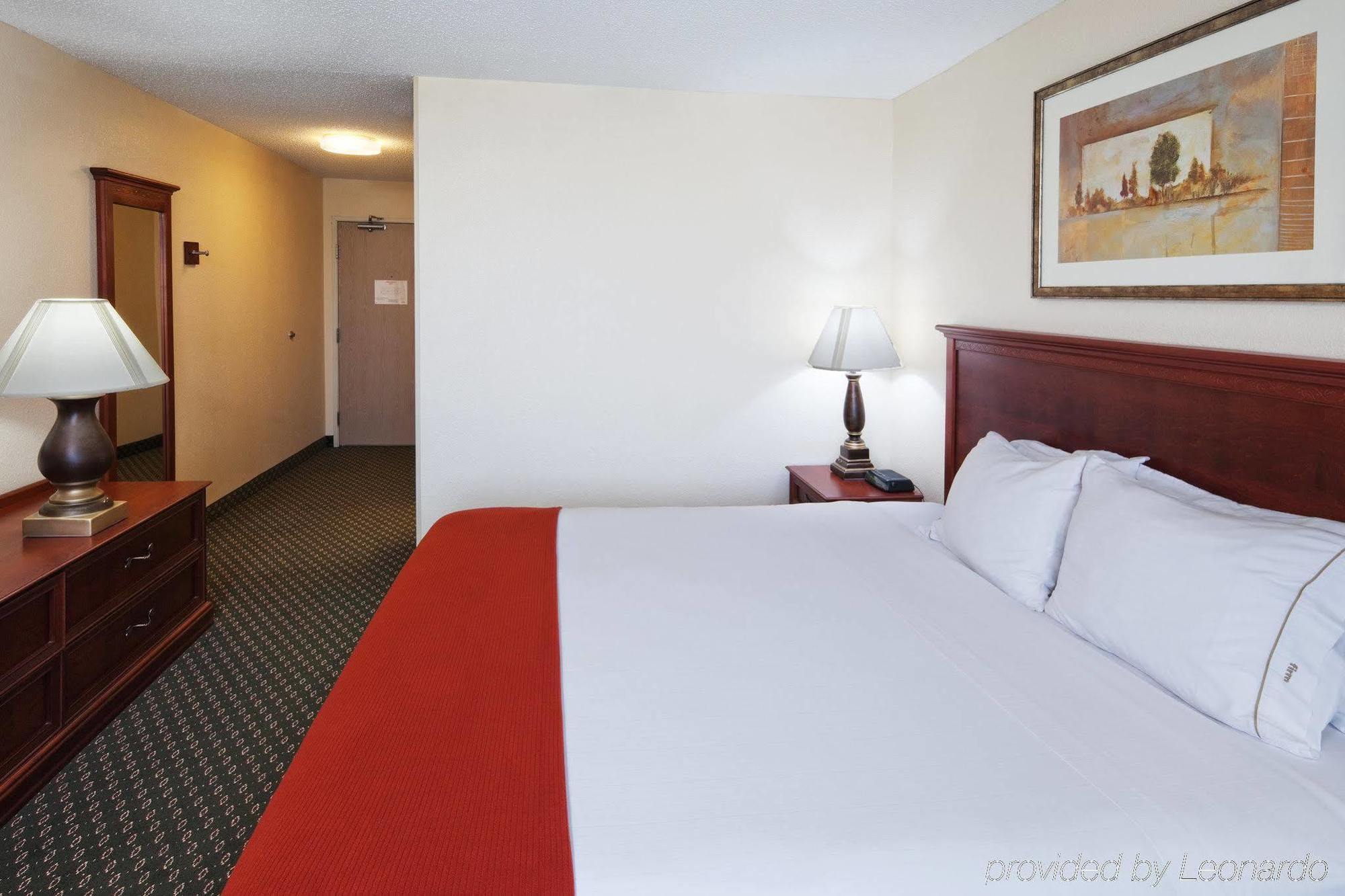 Comfort Inn South Tulsa - Woodland Hills Номер фото