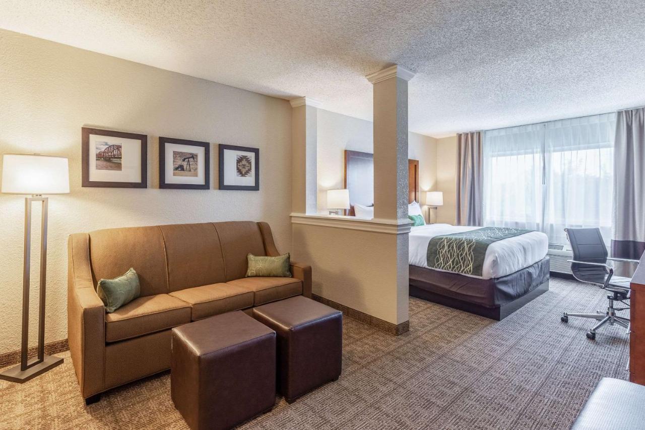 Comfort Inn South Tulsa - Woodland Hills Экстерьер фото