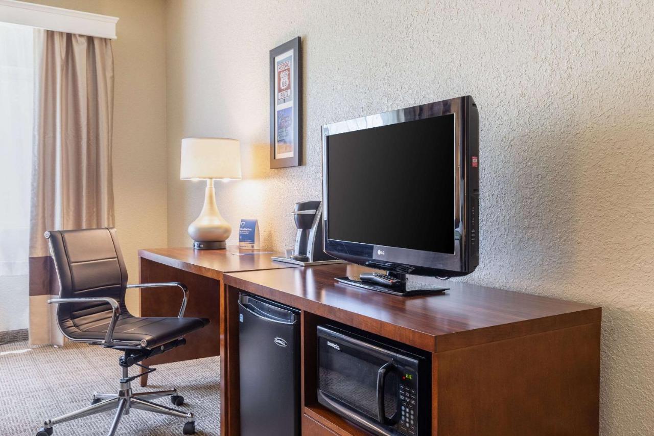 Comfort Inn South Tulsa - Woodland Hills Экстерьер фото