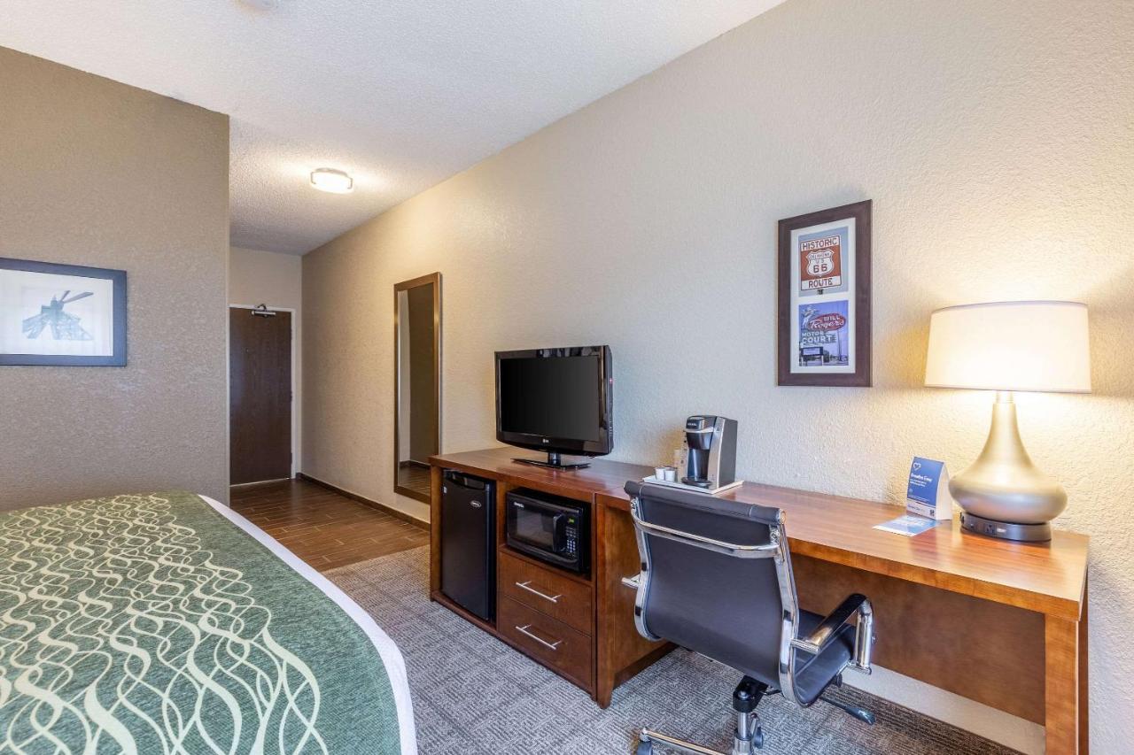 Comfort Inn South Tulsa - Woodland Hills Экстерьер фото