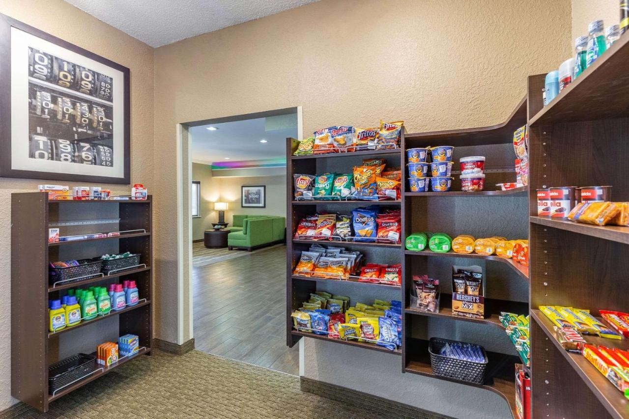 Comfort Inn South Tulsa - Woodland Hills Экстерьер фото